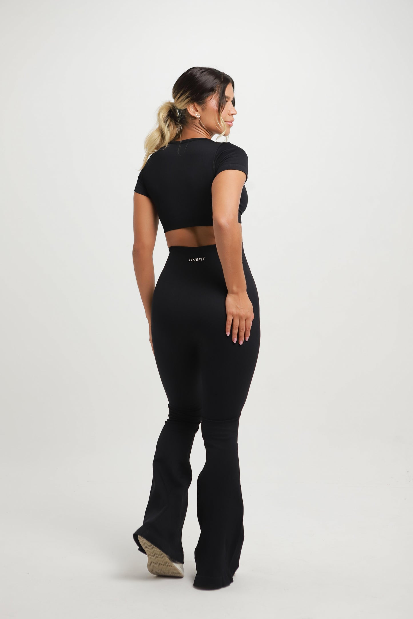 SET L+C BLACK AURA COLLECTION